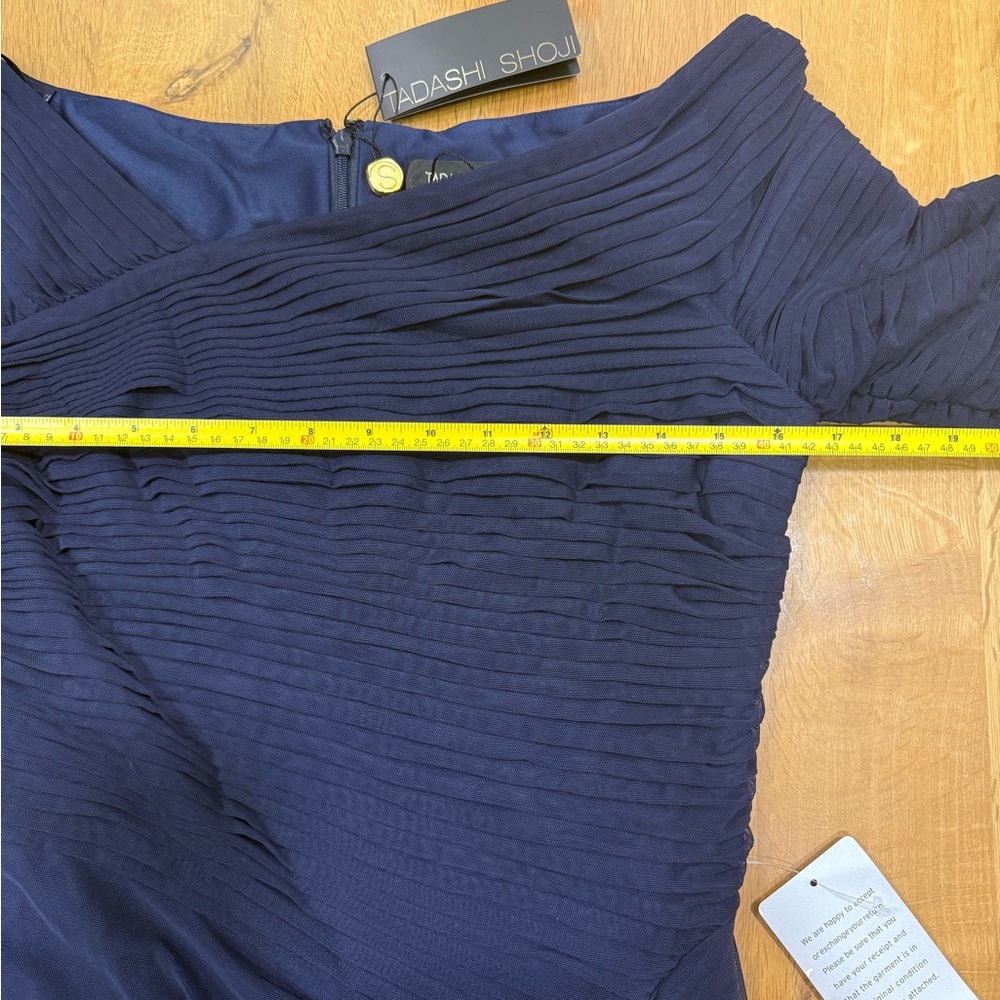NWT ~Tadashi Shoji Navy Off-Shoulder Midi Dress - Picture 3 of 4